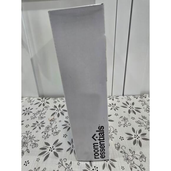 Room Essentials LED String Lights – Warm White Globe Bulbs – New in Box (Tested) - Picture 5 of 9